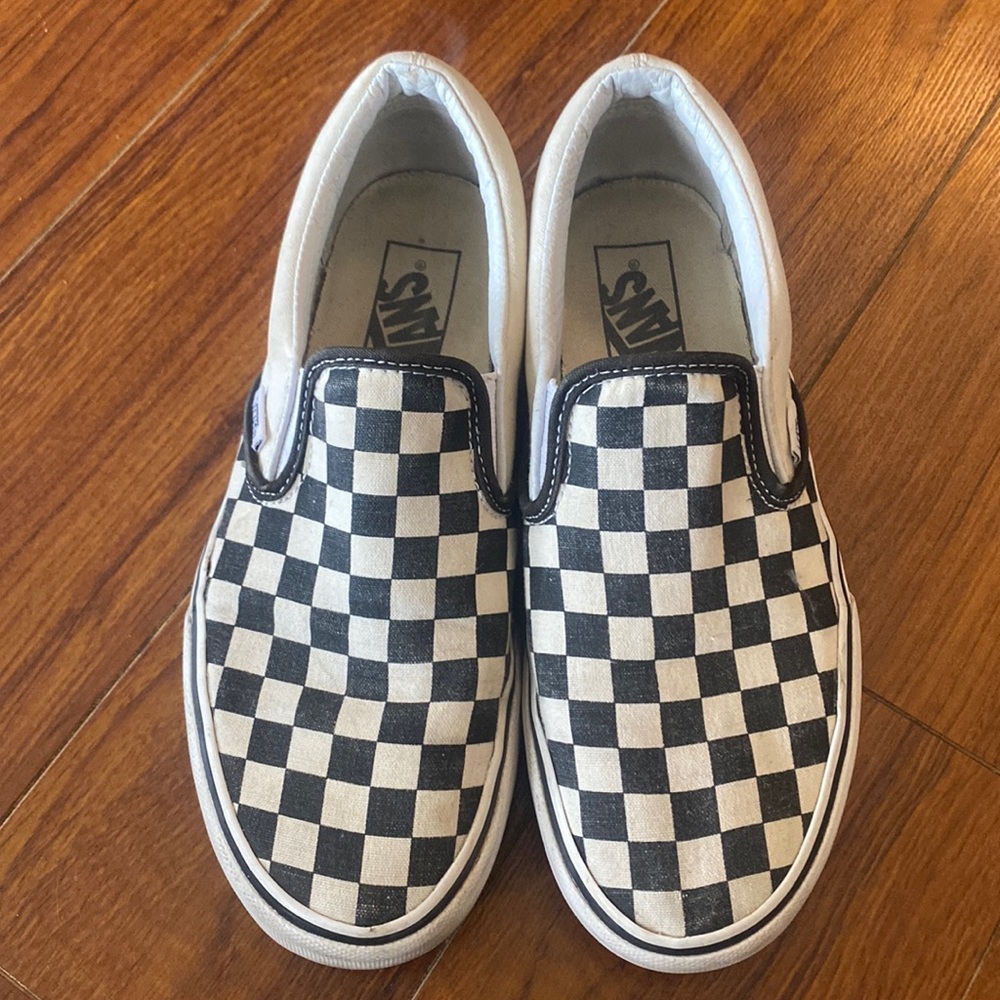 Vans checkered platform